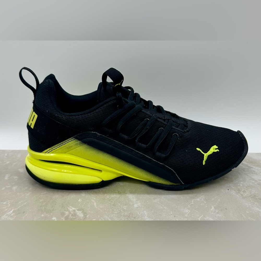 Boys puma shoes Sz 6C